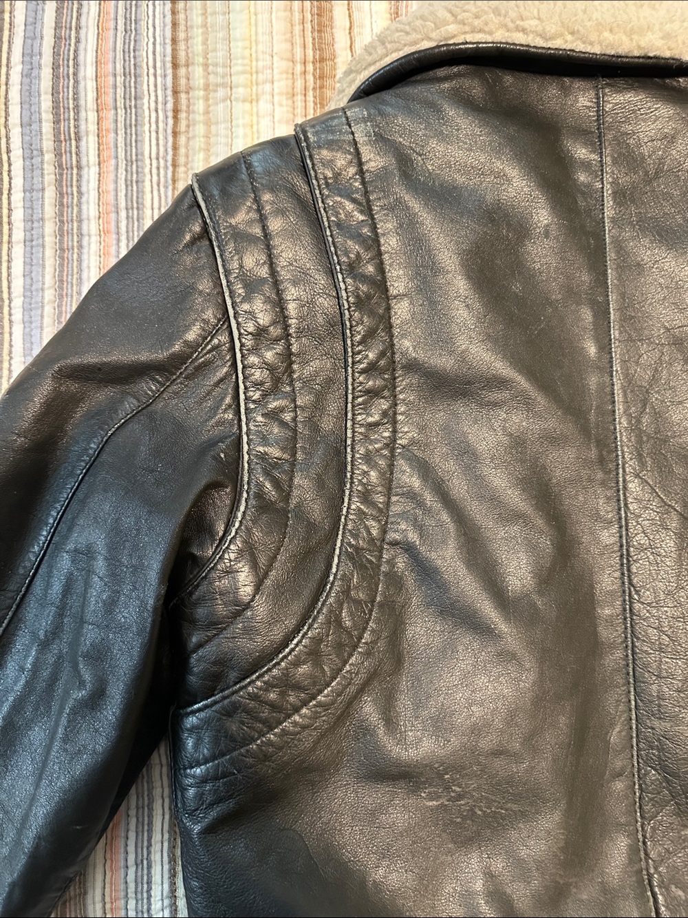 Vintage 1980’s Boys London Fog Black Real Leather Bomber Jacket Sherpa Collar - Picture 13 of 16